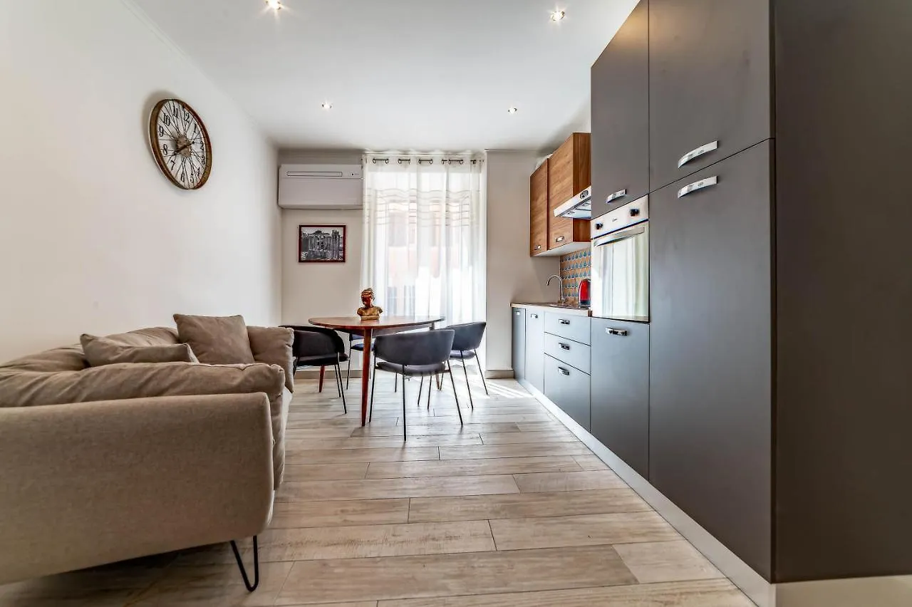 Michelangelo Luxury Rooms Рим