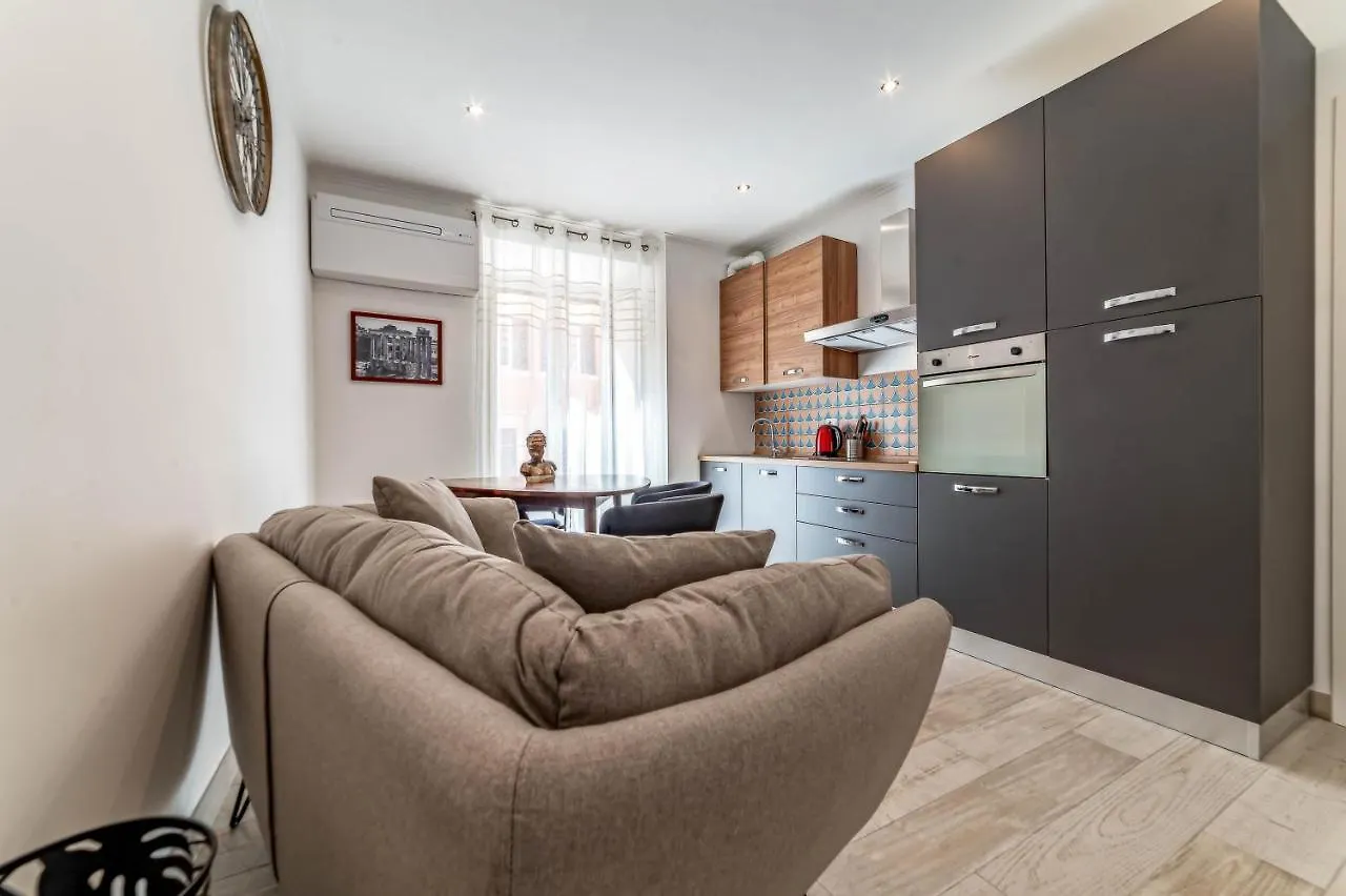 Michelangelo Luxury Rooms Rome