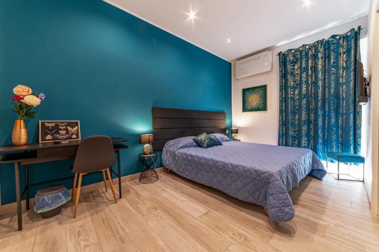 Bed & Breakfast Michelangelo Luxury Rooms Rome Italy