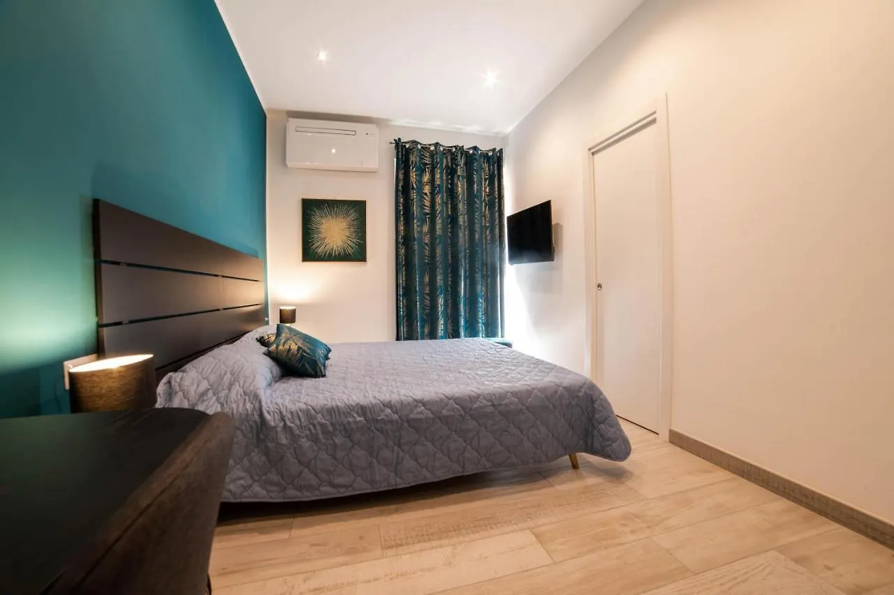 Michelangelo Luxury Rooms Rome Italy